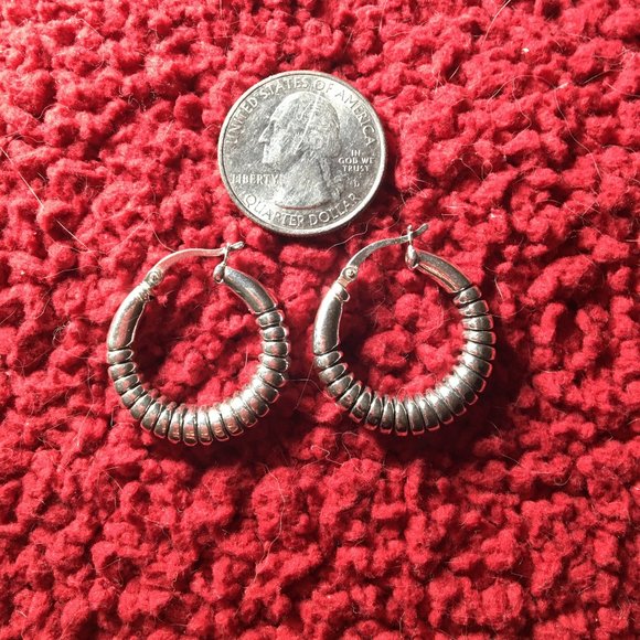 NWT Sterling Silver Oxidized Antique Hoop Earrings - Picture 2 of 3